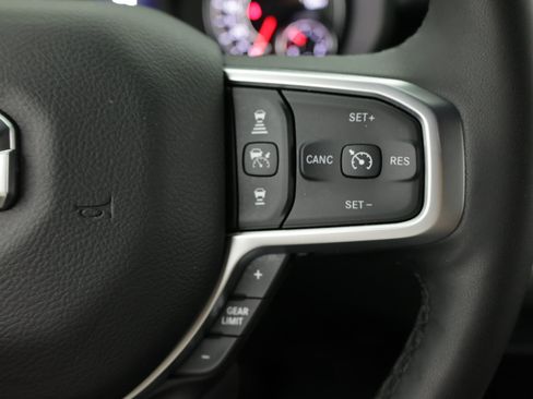 Used 2025 RAM 1500 Big Horn RWD image 23