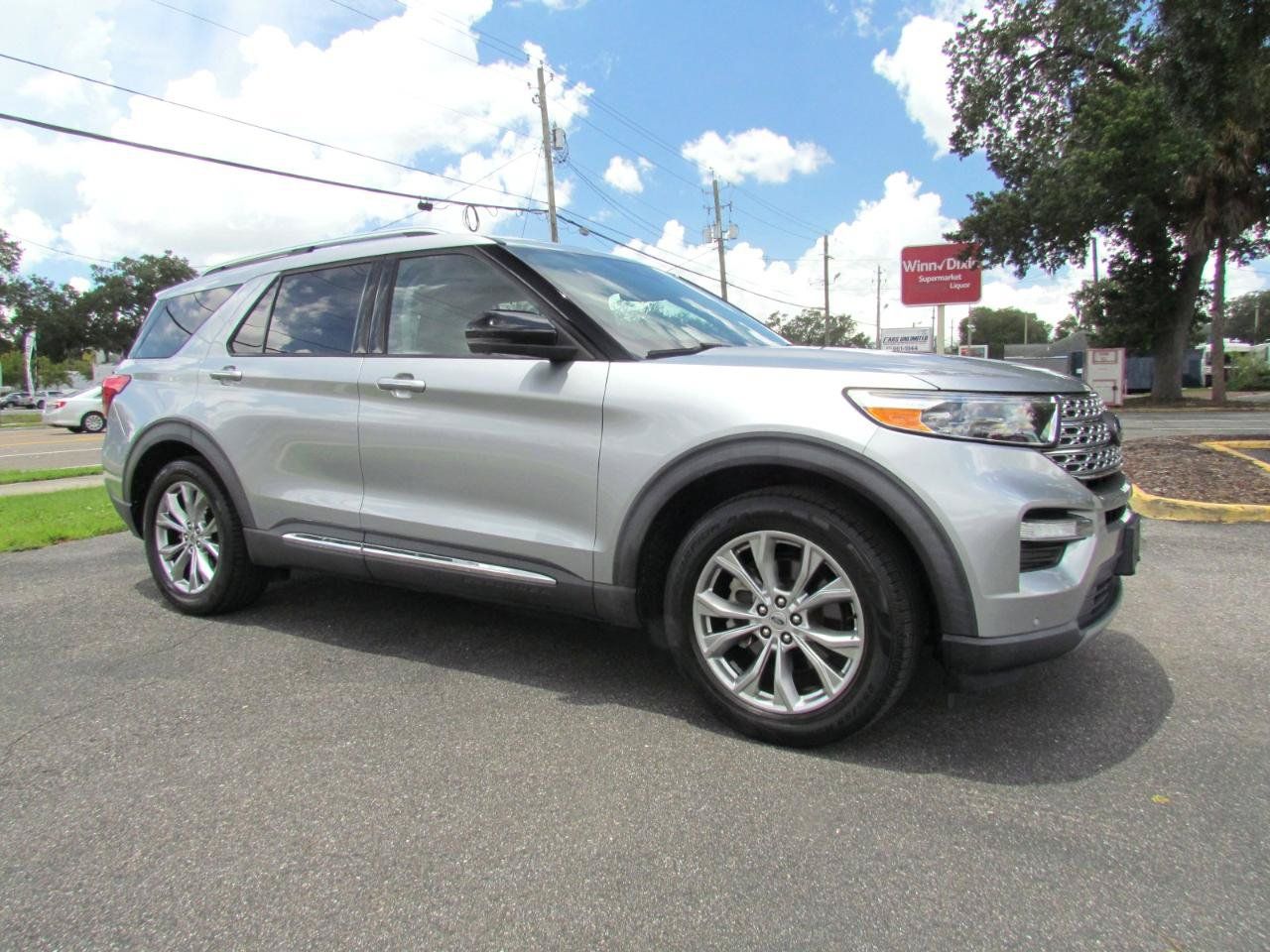 Used 2020 Ford Explorer Limited RWD image 12