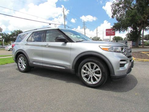 Used 2020 Ford Explorer Limited RWD image 12