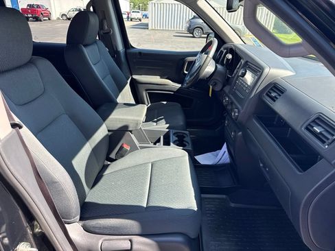 Used 2014 Honda Ridgeline Sport image 10