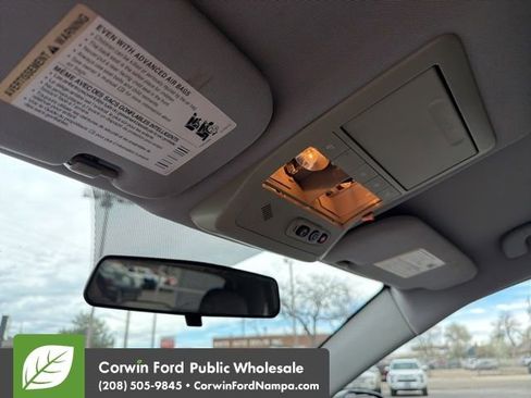 Used 2008 Saturn Vue XE image 16