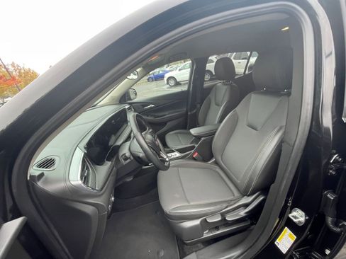 Used 2025 Buick Encore GX Preferred image 35