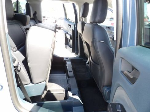 Certified 2024 Ford Maverick Lariat w/ Black Appearance Package FWD image 33