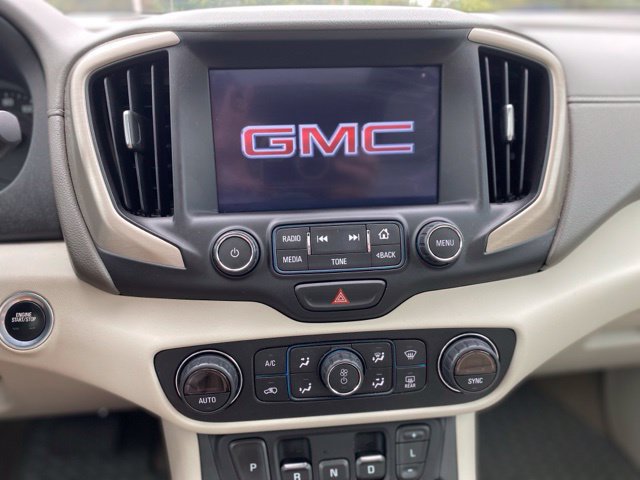 Used 2018 GMC Terrain Denali w/ Advanced Safety Package FWD image 24