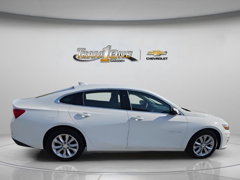 Used 2025 Chevrolet Malibu LT image 9