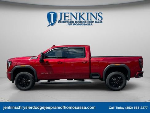 Used 2024 GMC Sierra 2500 AT4 w/ AT4 Premium Plus Package AWD/4WD image 4