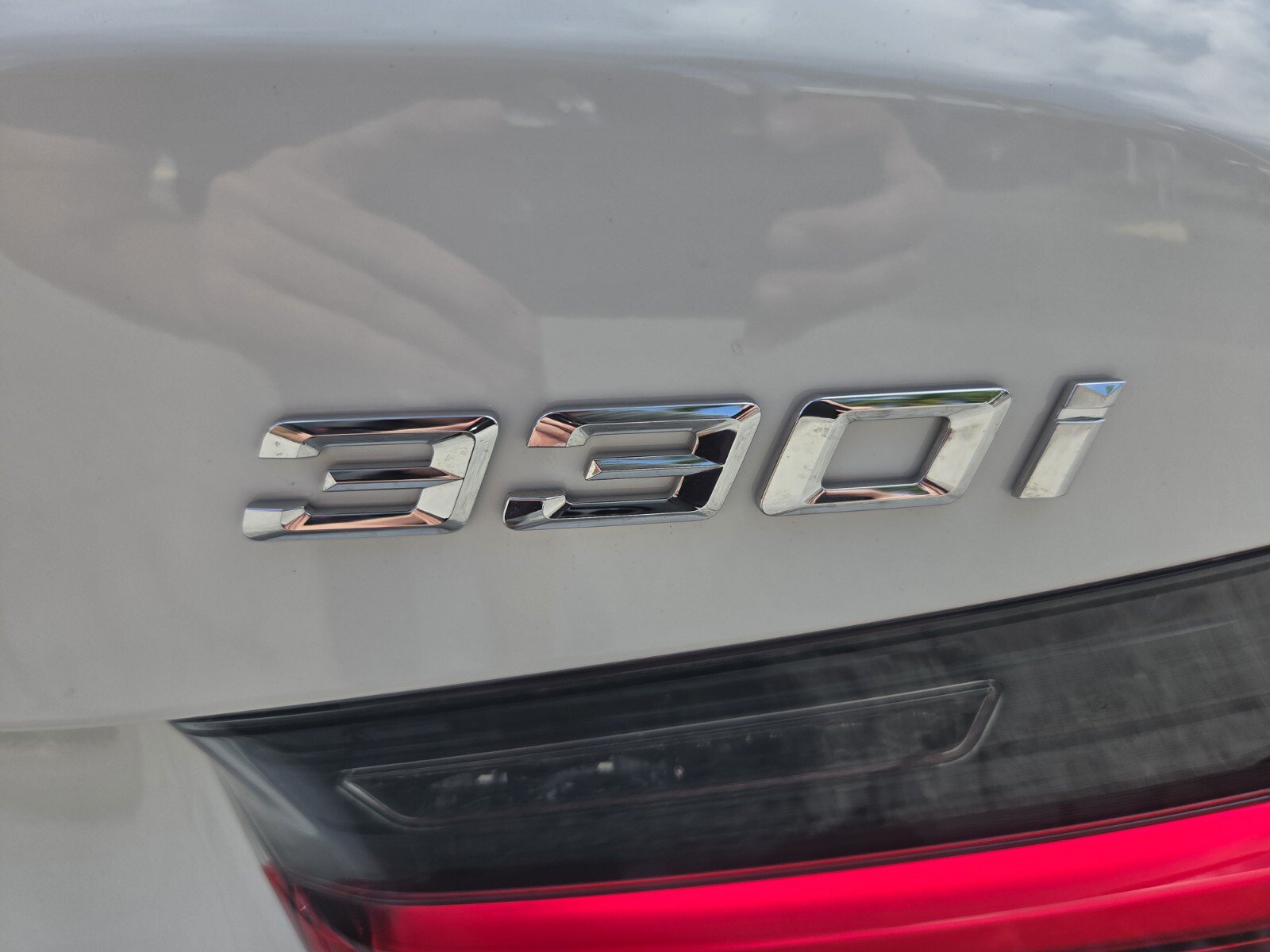 New 2026 BMW 330i Sedan w/ M Sport Package RWD image 14
