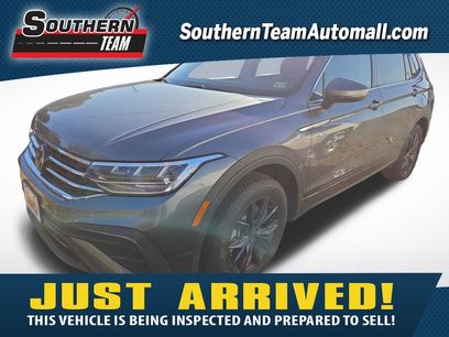 Certified 2024 Volkswagen Tiguan SE w/ Panoramic Sunroof Package