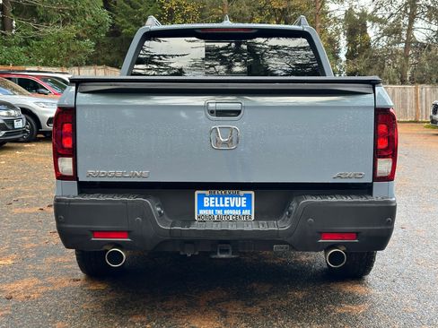 Used 2023 Honda Ridgeline RTL-E image 6