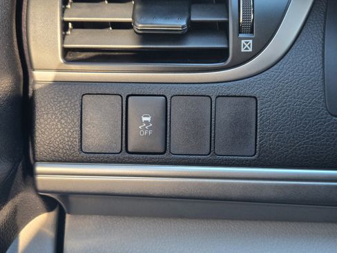 Used 2014 Toyota Camry LE image 26