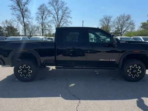 New 2026 GMC Sierra 2500 AT4X image 9