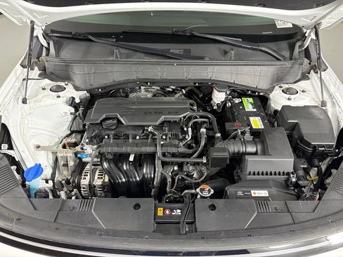 Used 2025 Hyundai Kona SEL FWD image 48