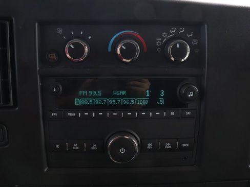 Used 2025 Chevrolet Express 2500 Extended w/ Driver Convenience Package RWD image 18