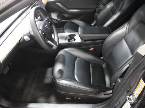 Used 2021 Tesla Model 3 Standard Range Plus RWD image 5