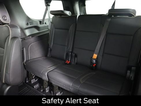 Used 2021 GMC Yukon XL SLT w/ SLT Premium Package image 36