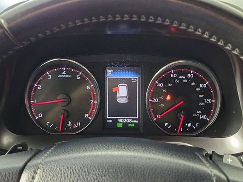 Used 2018 Toyota RAV4 SE w/ Power Extra Value Package FWD image 28