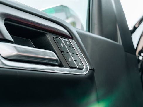 Used 2023 GMC Sierra 1500 Denali Ultimate image 19