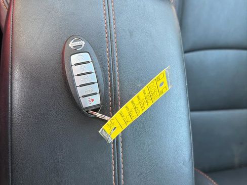Used 2020 Nissan Sentra SR w/ Premium Package FWD image 29