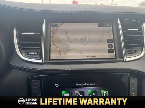 Used 2023 INFINITI QX50 Sport image 17
