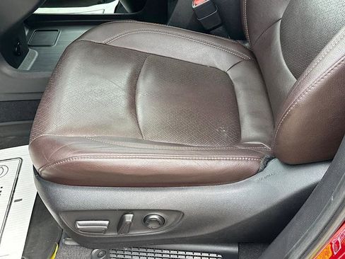 Certified 2022 Toyota Sienna Platinum image 14