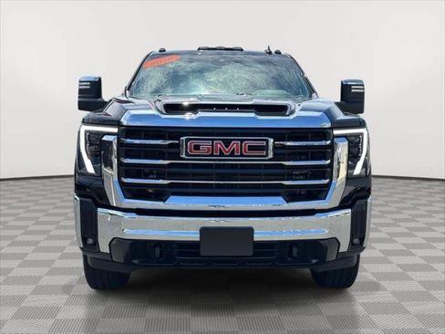 Used 2024 GMC Sierra 3500 SLT w/ SLT Convenience Package AWD/4WD image 8