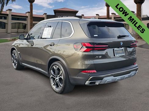 Used 2025 BMW X5 xDrive40i w/ Parking Assistance Package image 6