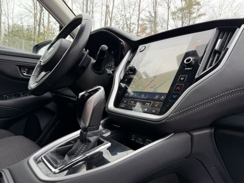 Used 2023 Subaru Outback Premium image 40