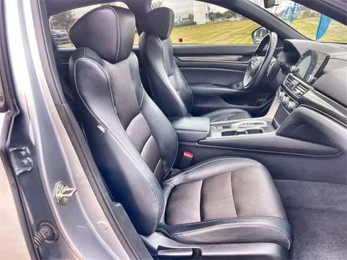 Certified 2018 Honda Accord Sport image 12