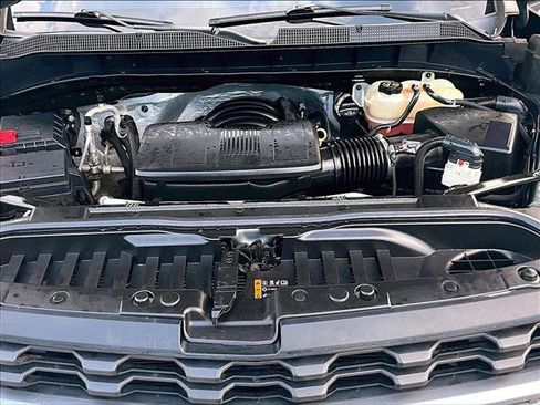 Used 2019 Chevrolet Silverado 1500 Custom w/ Custom Value Package RWD image 11