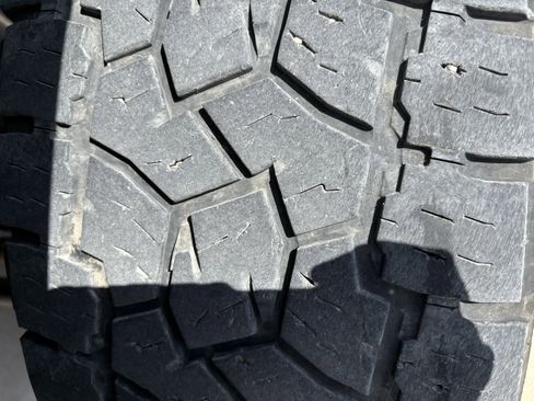 Used 2018 RAM 2500 Laramie image 9