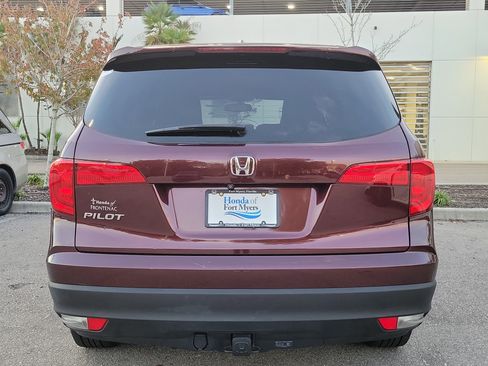 Used 2017 Honda Pilot EX-L image 4