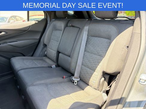 Used 2018 Chevrolet Equinox LT FWD image 20
