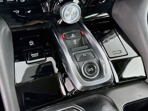 Used 2024 Acura MDX SH-AWD w/ Technology Package image 16