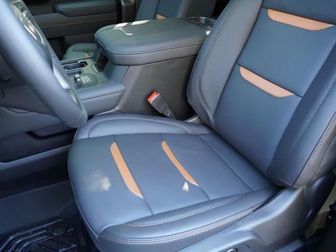 New 2026 GMC Sierra 2500 AT4 w/ AT4 Premium Plus Package image 13