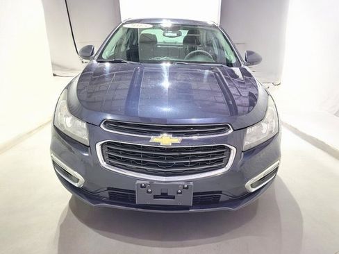 Used 2015 Chevrolet Cruze LT image 9