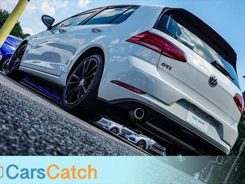 Used 2021 Volkswagen GTI S FWD image 5