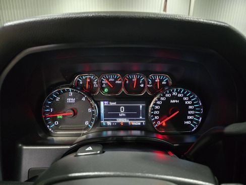 Used 2015 Chevrolet Silverado 2500 LT w/ LT Convenience Package AWD/4WD image 37