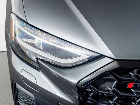 Used 2022 Audi S8 w/ S8 Executive Package image 26