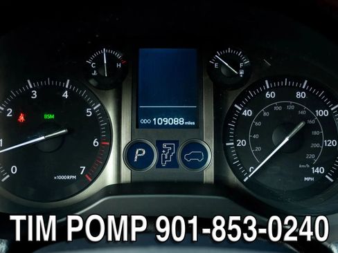 Used 2014 Lexus GX 460 w/ Premium Package AWD/4WD image 21