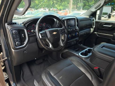 Used 2020 Chevrolet Silverado 1500 LTZ w/ LTZ Texas Edition AWD/4WD image 18