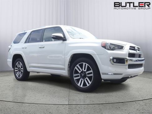 Used 2021 Toyota 4Runner Limited RWD image 8