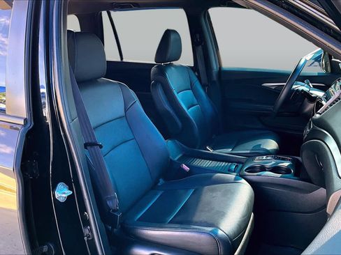 Used 2022 Honda Passport EX-L image 9