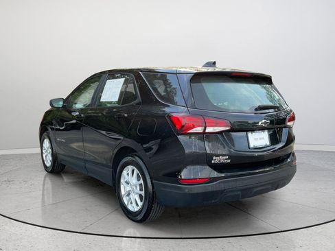 Used 2024 Chevrolet Equinox LS w/ Driver Confidence II Package FWD image 9