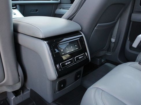 Used 2020 Lincoln Aviator Reserve w/ Equipment Group 201A AWD/4WD image 24