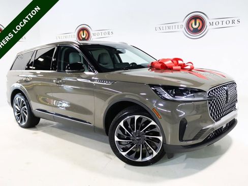 Used 2025 Lincoln Aviator Reserve w/ Equipment Group 201A AWD/4WD image 1
