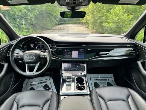 Used 2025 Audi Q7 3.0T Premium Plus AWD/4WD image 25