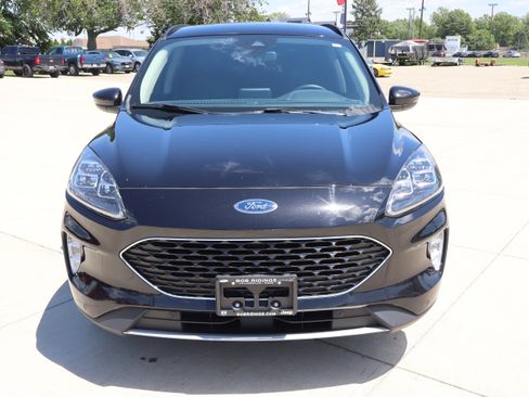 Used 2020 Ford Escape Titanium FWD image 2