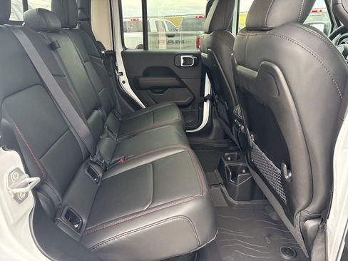 New 2026 Jeep Gladiator Rubicon image 13