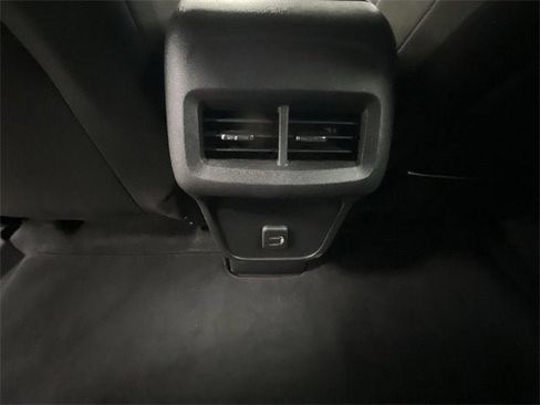 Certified 2024 GMC Terrain SLE image 20