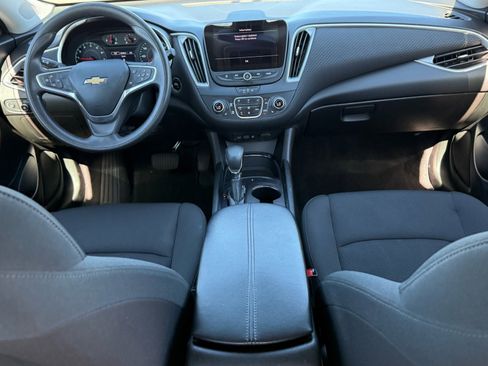 Used 2022 Chevrolet Malibu LT image 14